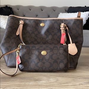 Coach bag and wallet set